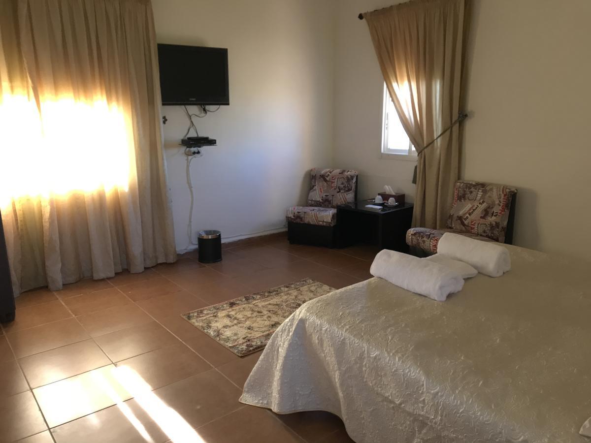 Luna Motel Naqoura Extérieur photo