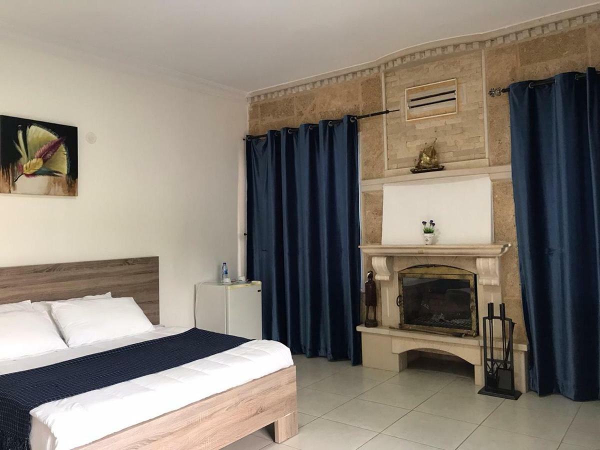 Luna Motel Naqoura Extérieur photo
