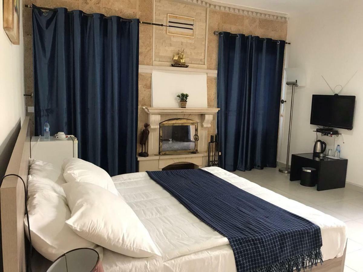 Luna Motel Naqoura Extérieur photo